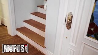 MOFOS - Quinn Waters Is Shocked By Her Son’s Friend’s Size And Satisfy Her Curiosity