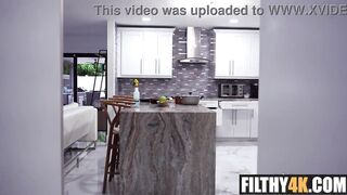 My Scandalous Stepmom