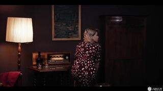 Lobby Boy Fucks Hotel Girl Guest In Time Stop Sex - Blonde Ashby Winter Facial And Creampie COMPLETE