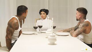 Sara Retali - Princess Leia Seduces Two Rebels